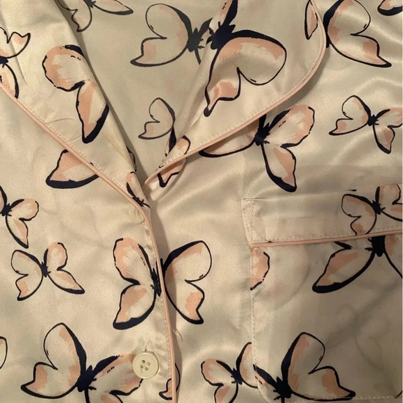 Macy’s Charter Club Long Sleeve Butterfly Pajama Top size extra small (top only) - Picture 4 of 8